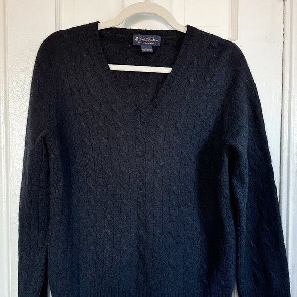 Brooks Brothers Sweaters - Brooks Brothers 100% Cashmere Black V-Neck Cable Knit - Size XL (Runs Small)
